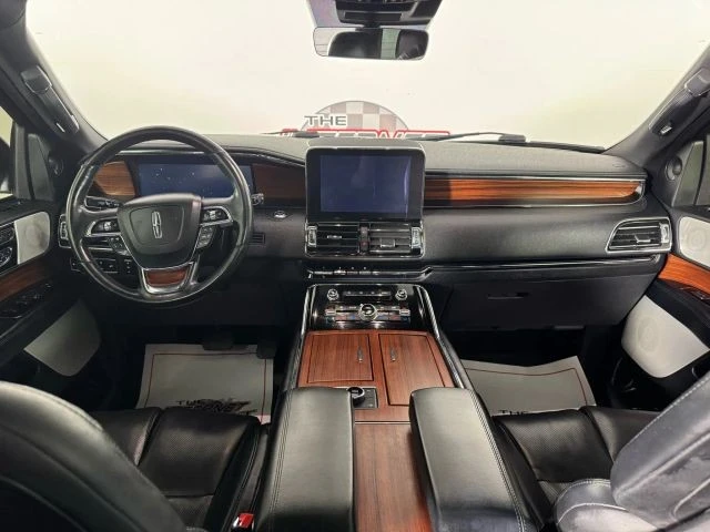 2020 Lincoln Navigator 4th Gen - Image 11 of 12