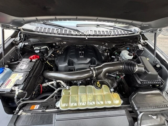 2020 Lincoln Navigator 4th Gen - Image 10 of 21
