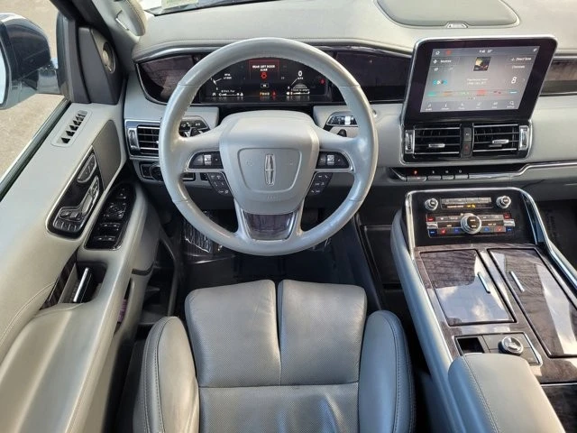 2020 Lincoln Navigator 4th Gen - Image 14 of 27