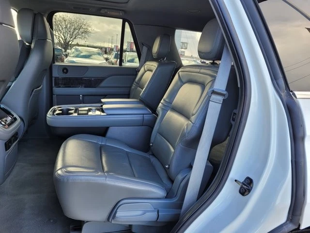 2020 Lincoln Navigator 4th Gen - Image 11 of 12
