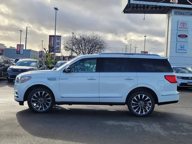 2020 Lincoln Navigator 4th Gen - Image 8 of 12