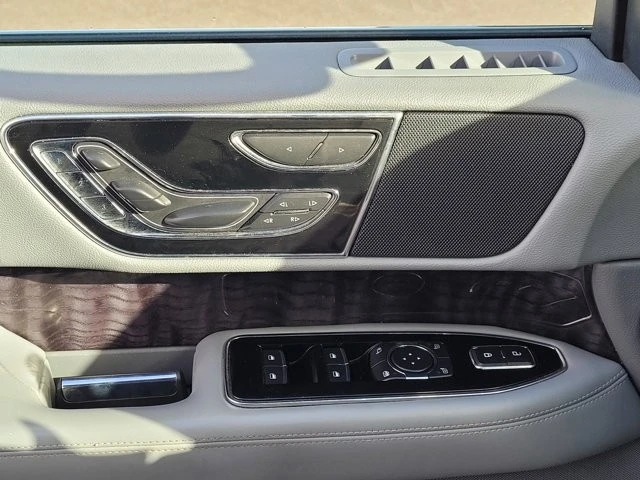 2020 Lincoln Navigator 4th Gen - Image 17 of 27
