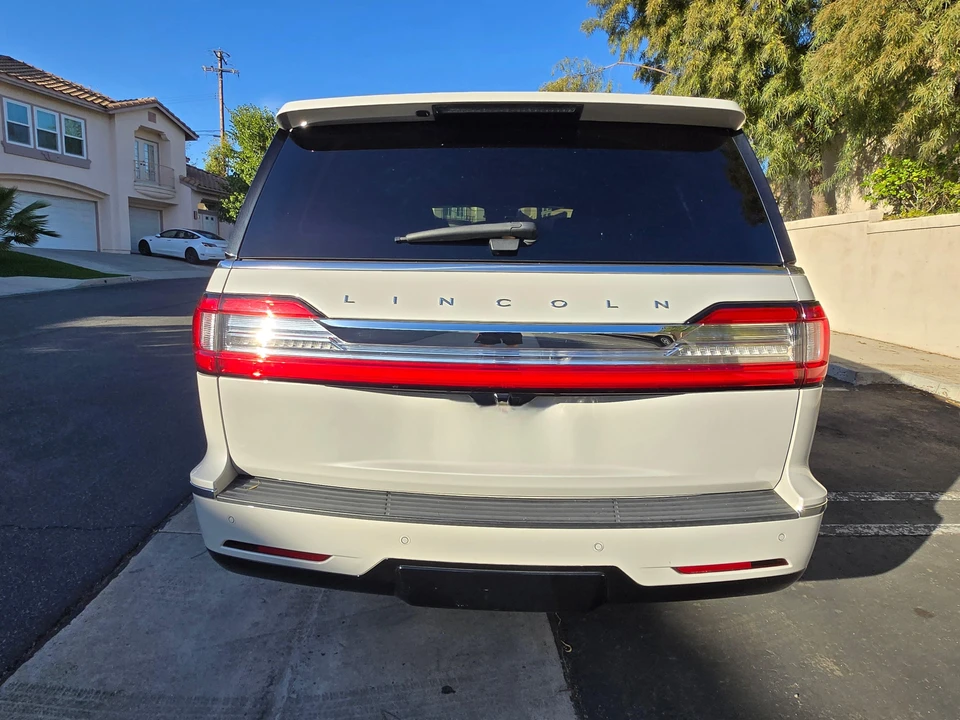 2020 Lincoln Navigator 4th Gen - Image 16 of 31
