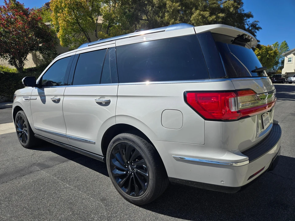 2020 Lincoln Navigator 4th Gen - Image 12 of 31