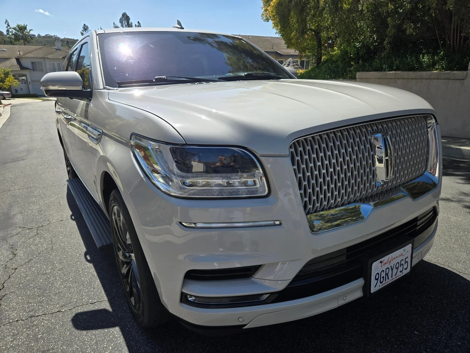2020 Lincoln Navigator 4th Gen - Image 25 of 31