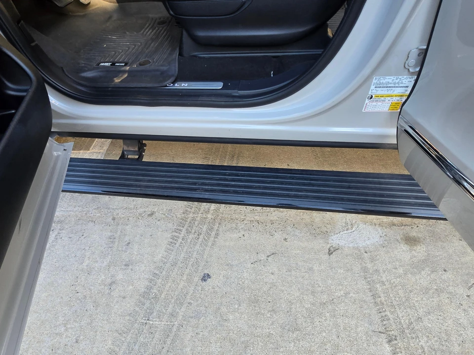 2020 Lincoln Navigator 4th Gen - Image 26 of 31