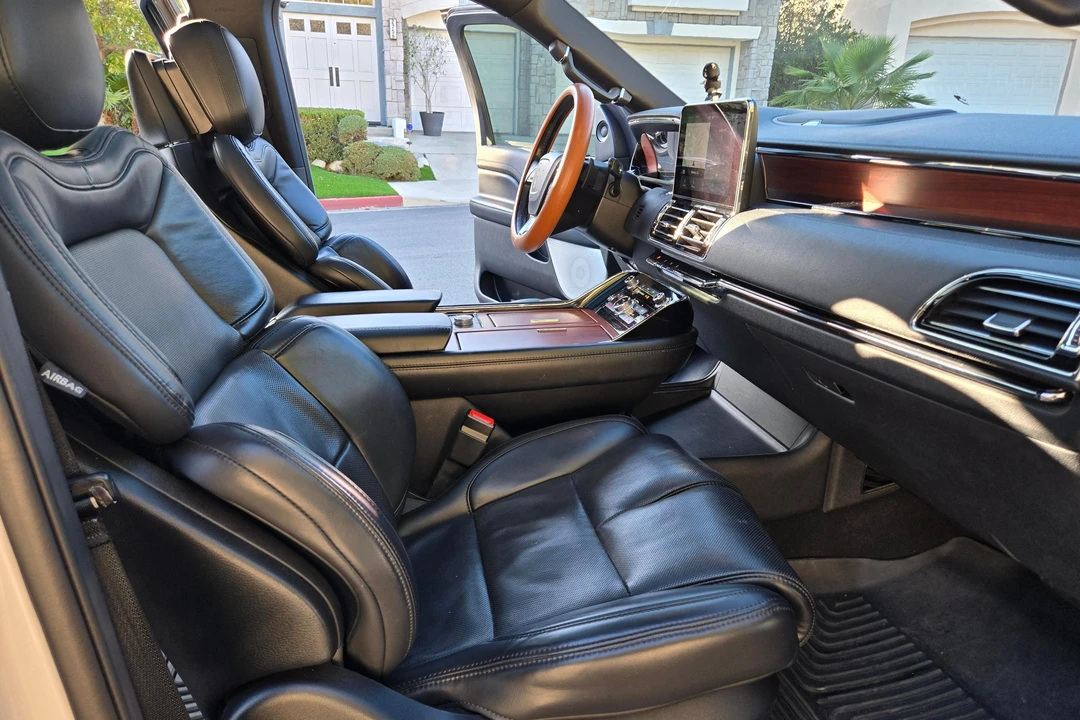 2020 Lincoln Navigator 4th Gen - Image 31 of 31