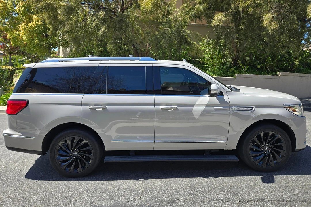 2020 Lincoln Navigator 4th Gen - Image 22 of 31