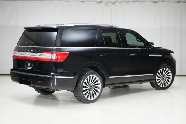 2020 Lincoln Navigator 4th Gen - Image 18 of 21
