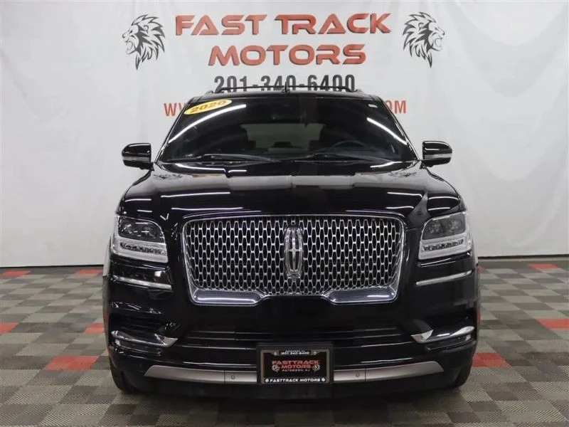 2020 Lincoln Navigator 4th Gen - Image 2 of 12