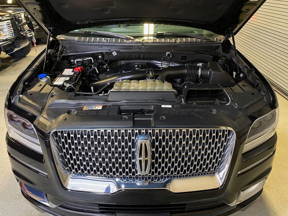2020 Lincoln Navigator 4th Gen - Image 19 of 21