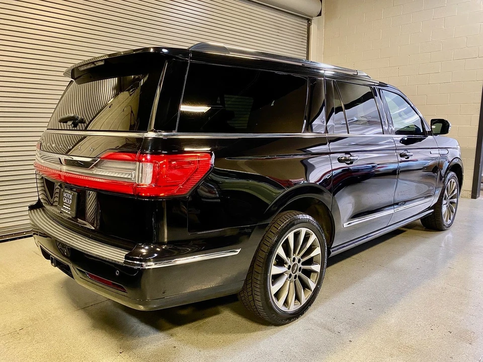 2020 Lincoln Navigator 4th Gen - Image 9 of 21