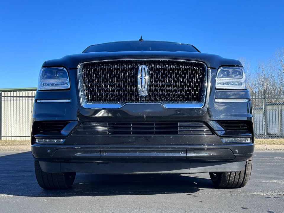 2020 Lincoln Navigator 4th Gen - Image 8 of 21