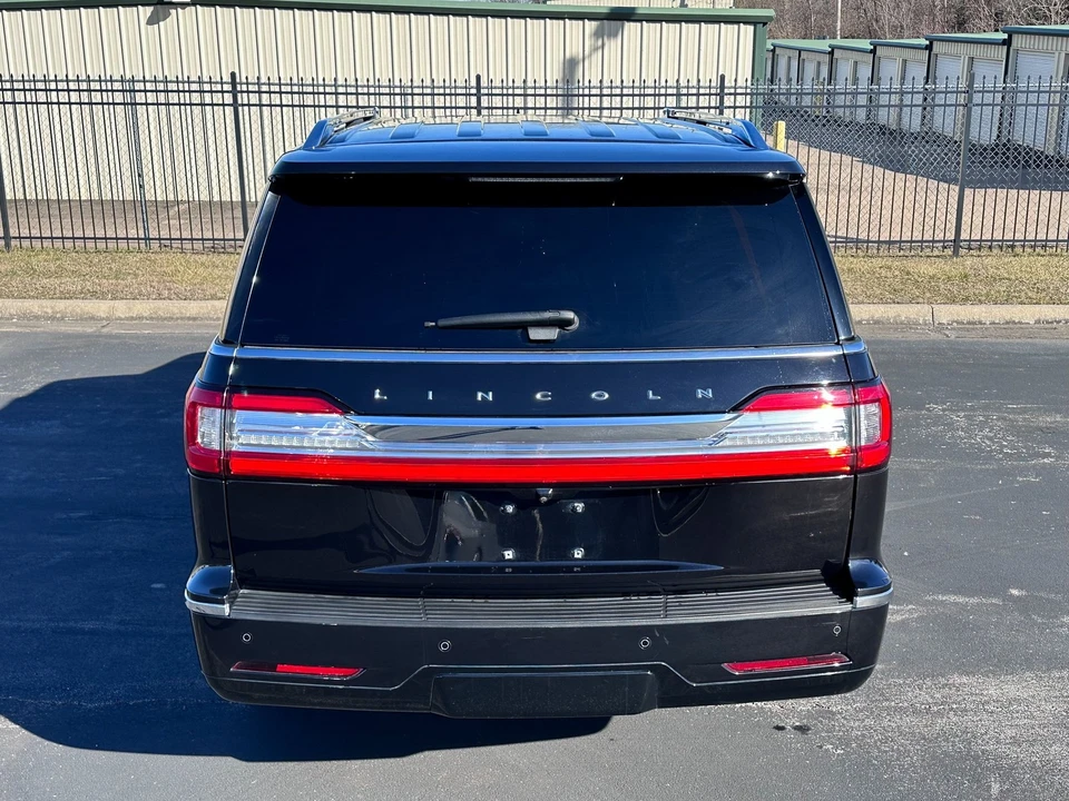 2020 Lincoln Navigator 4th Gen - Image 4 of 21