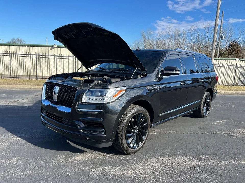 2020 Lincoln Navigator 4th Gen - Image 13 of 21