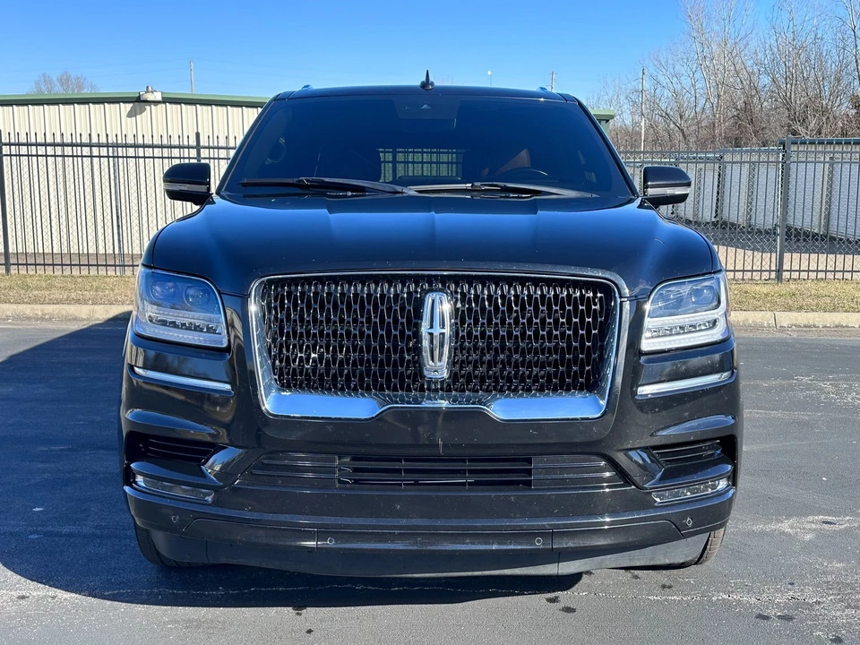 2020 Lincoln Navigator 4th Gen - Image 9 of 21