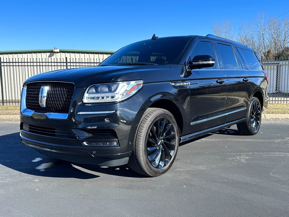 2020 Lincoln Navigator 4th Gen - Image 2 of 21