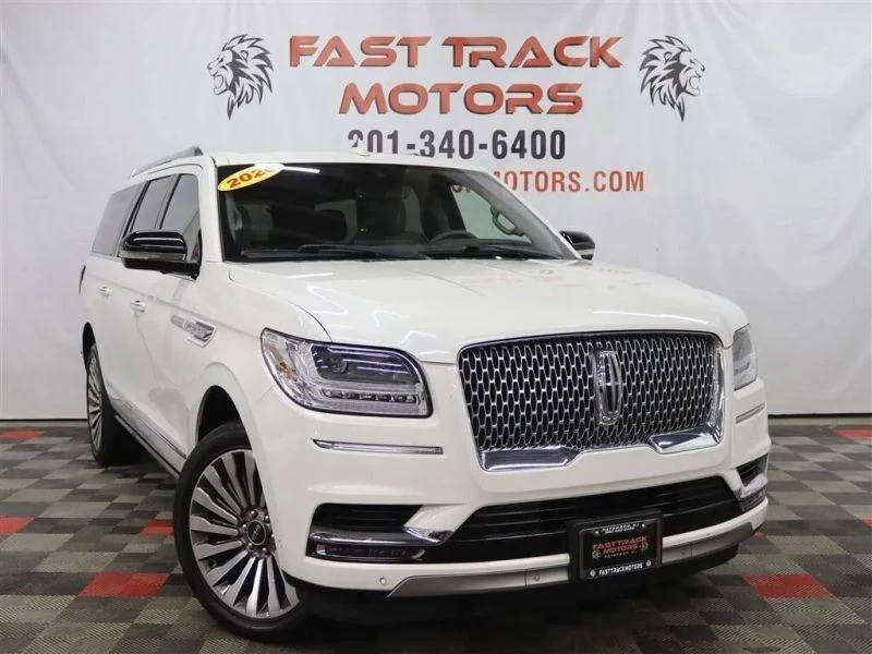 2020 Lincoln Navigator 4th Gen - Image 3 of 12