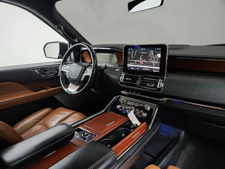 2020 Lincoln Navigator 4th Gen - Image 29 of 31
