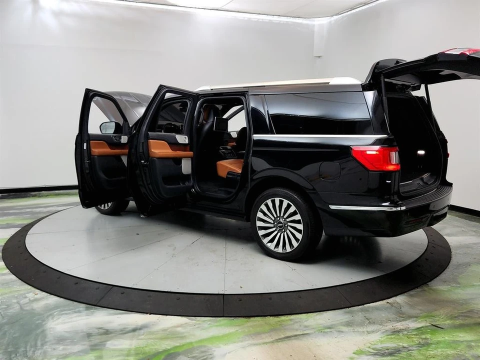 2020 Lincoln Navigator 4th Gen - Image 12 of 31