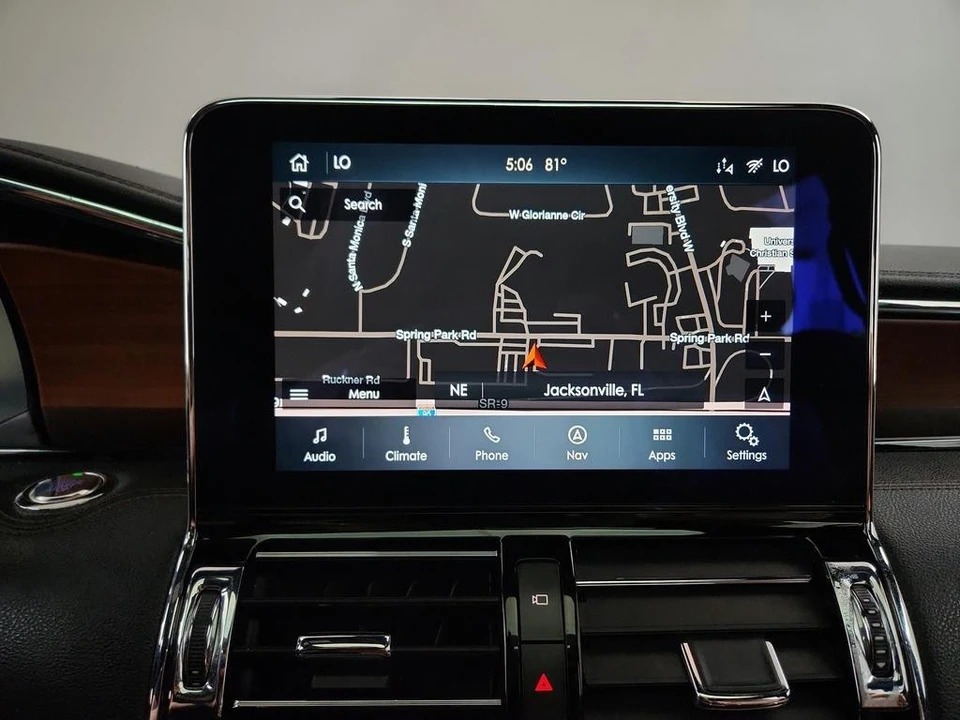 2020 Lincoln Navigator 4th Gen - Image 20 of 31
