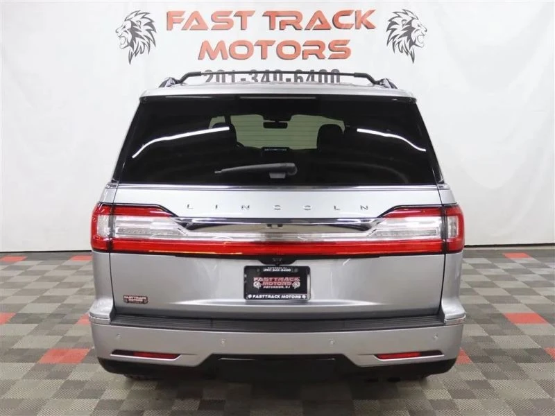 2020 Lincoln Navigator 4th Gen - Image 5 of 12
