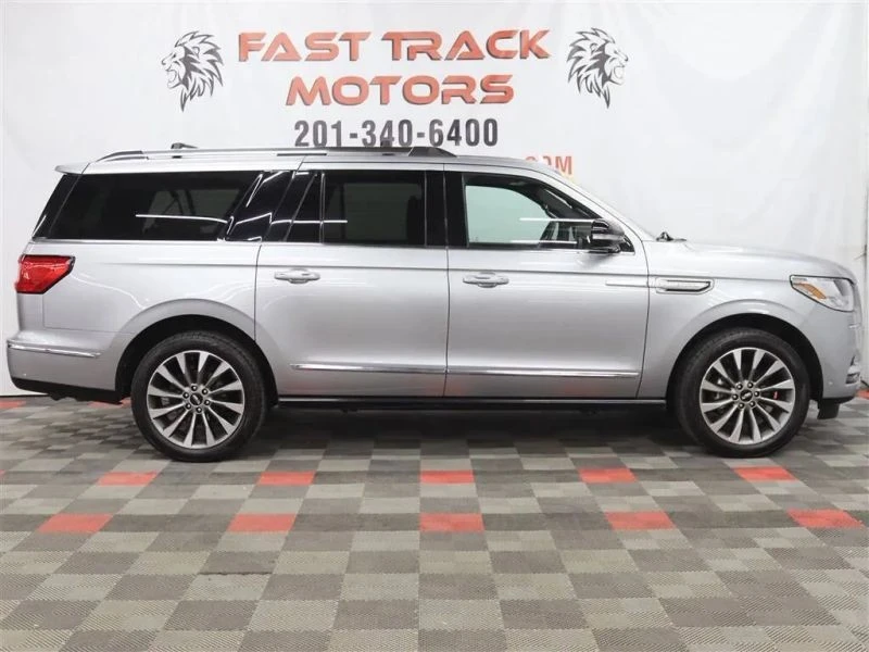 2020 Lincoln Navigator 4th Gen - Image 4 of 12