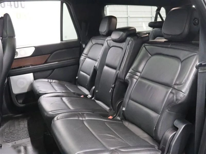 2020 Lincoln Navigator 4th Gen - Image 9 of 12