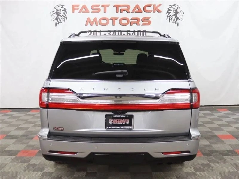 2020 Lincoln Navigator 4th Gen - Image 5 of 12