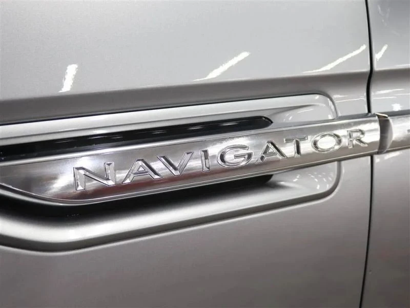 2020 Lincoln Navigator 4th Gen - Image 6 of 12