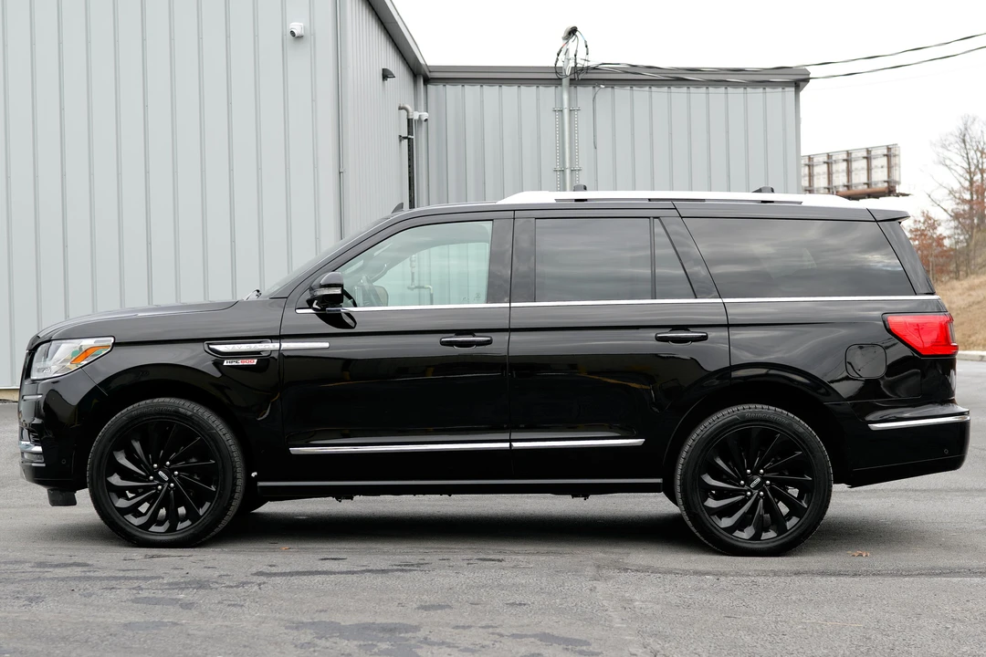 2020 Lincoln Navigator 4th Gen - Image 10 of 31