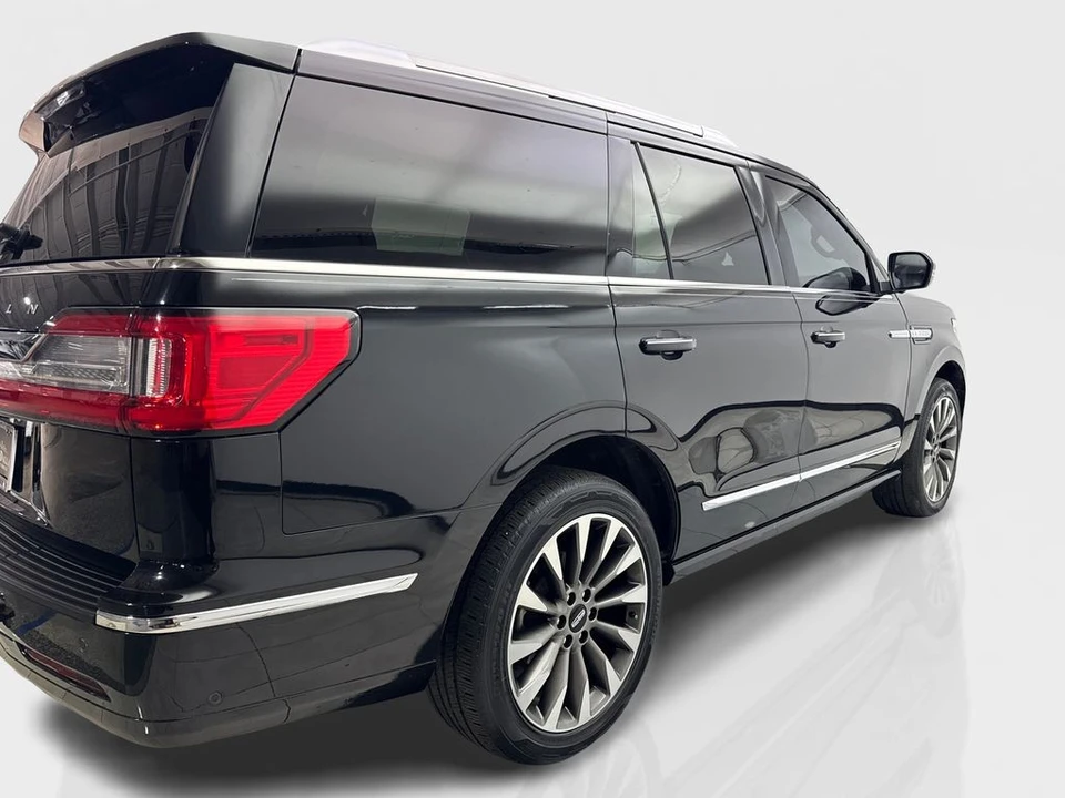 2020 Lincoln Navigator 4th Gen - Image 13 of 21