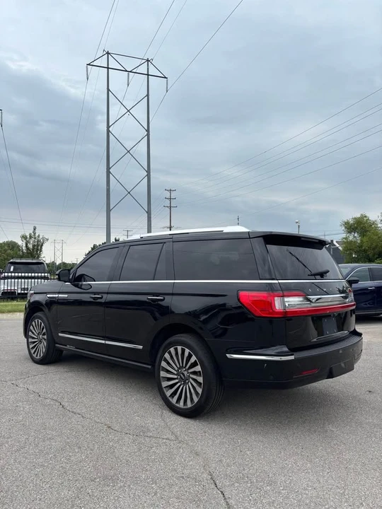 2020 Lincoln Navigator 4th Gen - Image 3 of 9