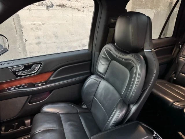 2020 Lincoln Navigator 4th Gen - Image 19 of 21