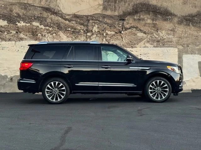 2020 Lincoln Navigator 4th Gen - Image 3 of 21