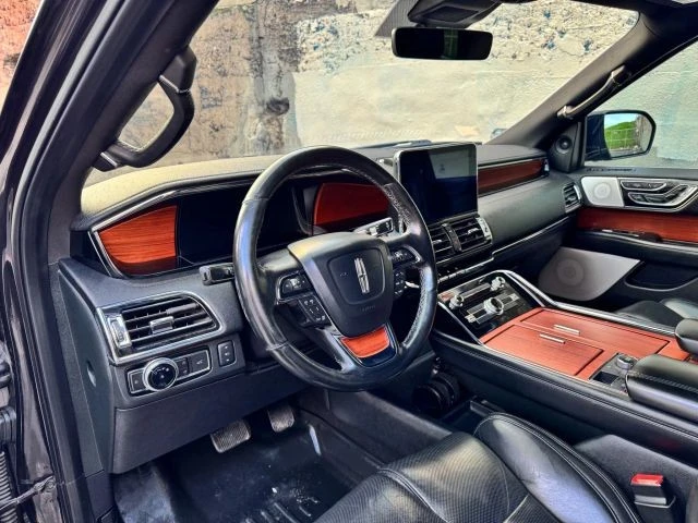 2020 Lincoln Navigator 4th Gen - Image 16 of 21