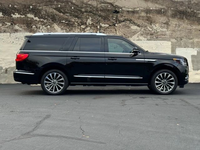 2020 Lincoln Navigator 4th Gen - Image 3 of 21