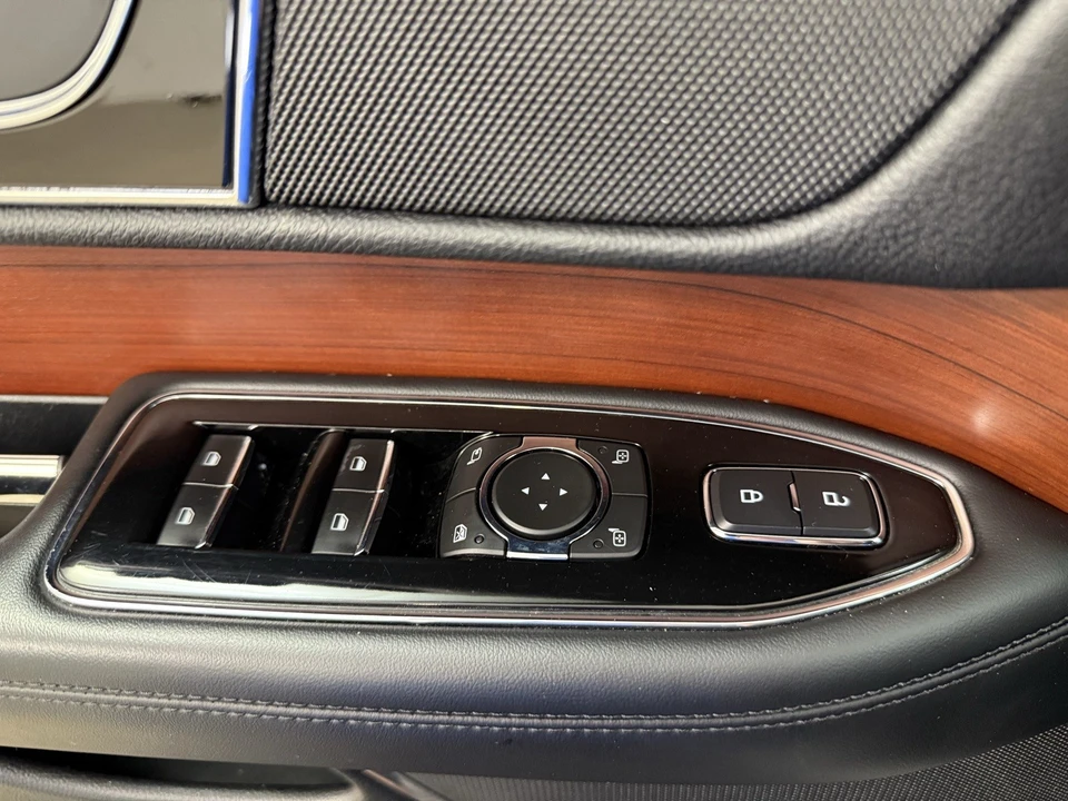 2020 Lincoln Navigator 4th Gen - Image 10 of 12