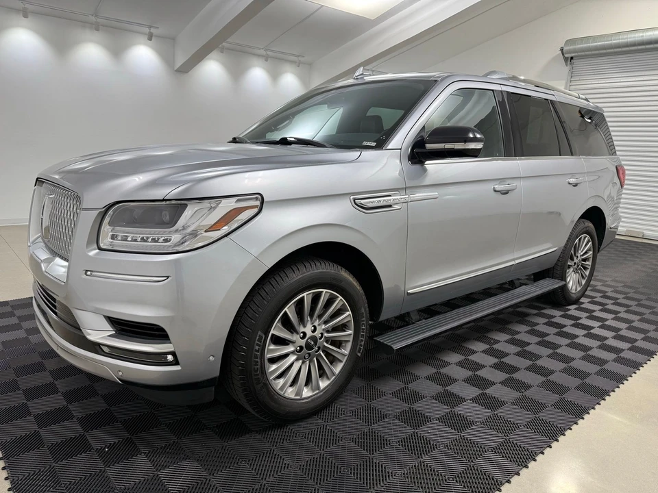 2020 Lincoln Navigator 4th Gen - Image 4 of 21