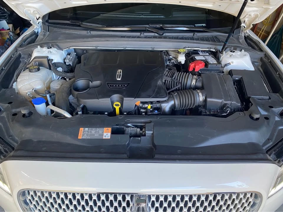 2020 Lincoln Continental 10th Gen - Image 11 of 14