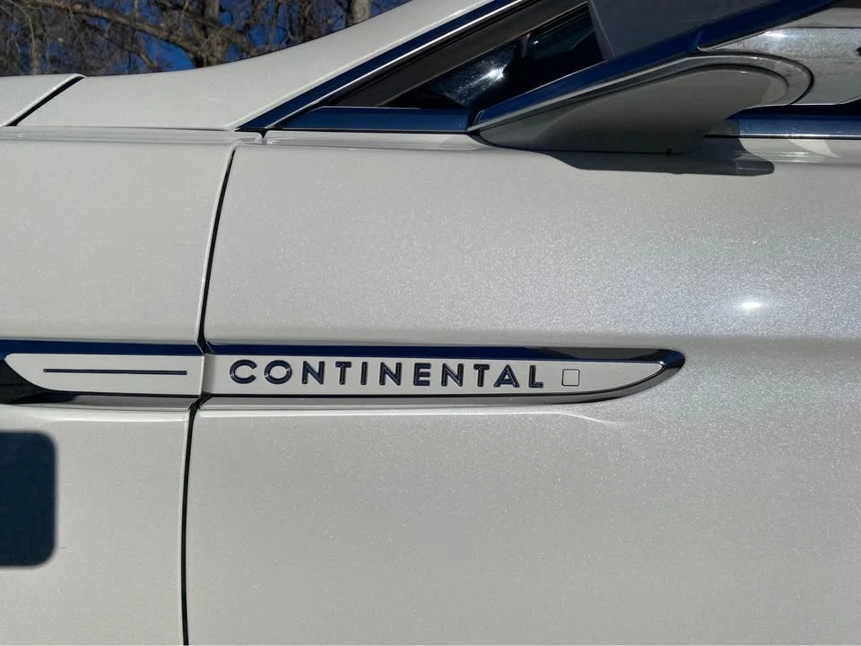 2020 Lincoln Continental 10th Gen - Image 5 of 14