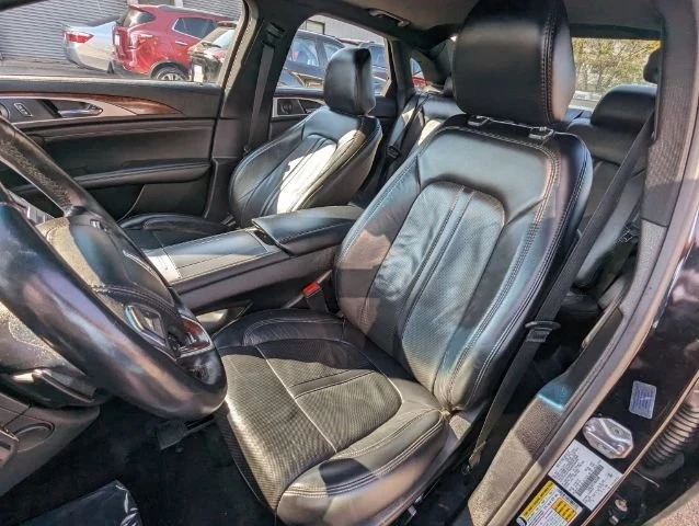 2020 Lincoln MKZ - Image 15 of 19