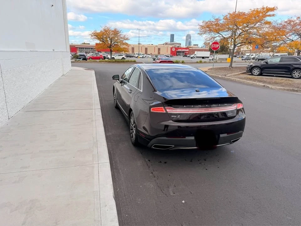 2020 Lincoln MKZ - Image 4 of 6