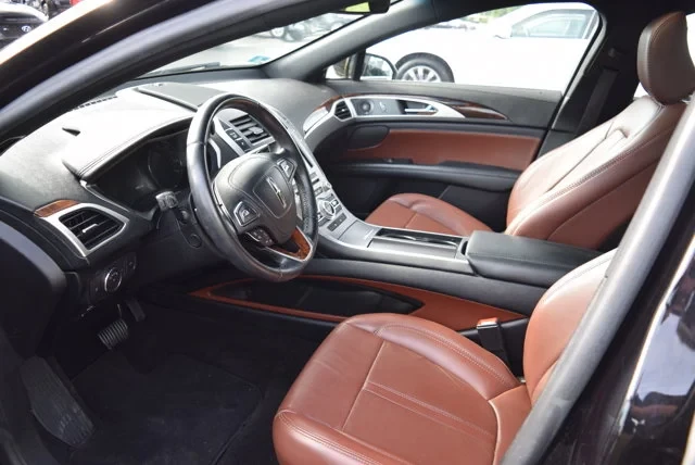 2020 Lincoln MKZ - Image 7 of 9
