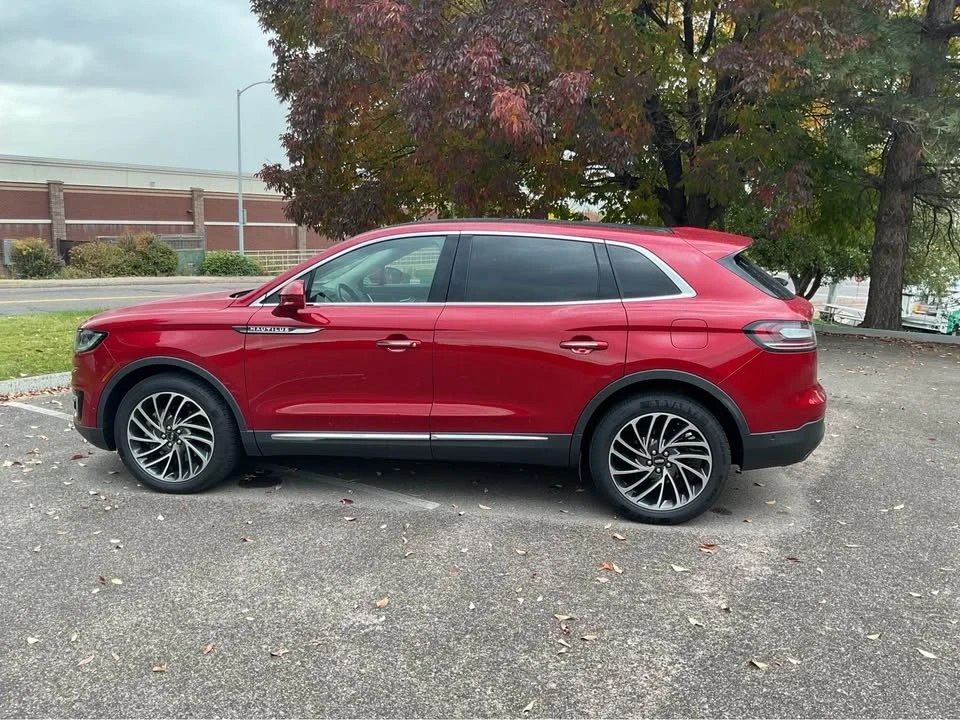2020 Lincoln Nautilus - Image 2 of 7