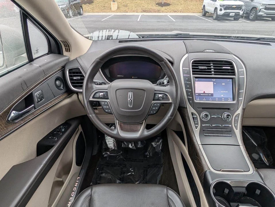 2020 Lincoln Nautilus - Image 11 of 18