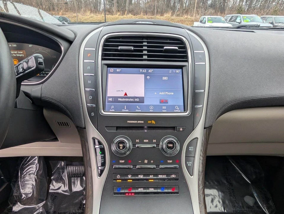 2020 Lincoln Nautilus - Image 16 of 18