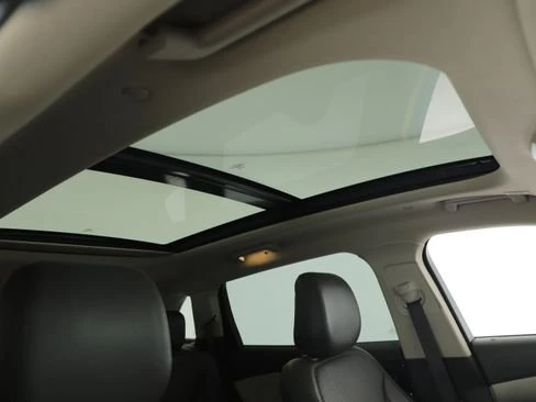 2020 Lincoln Nautilus - Image 11 of 19