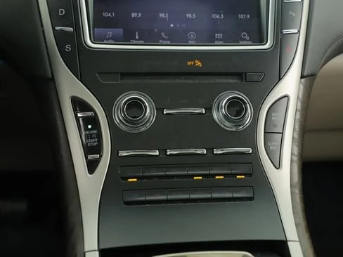 2020 Lincoln Nautilus - Image 4 of 19