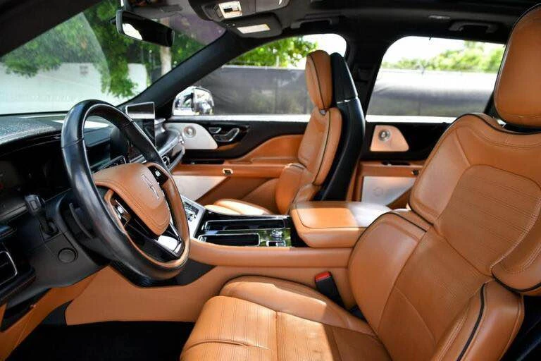 2020 Lincoln Navigator 4th Gen - Image 6 of 14